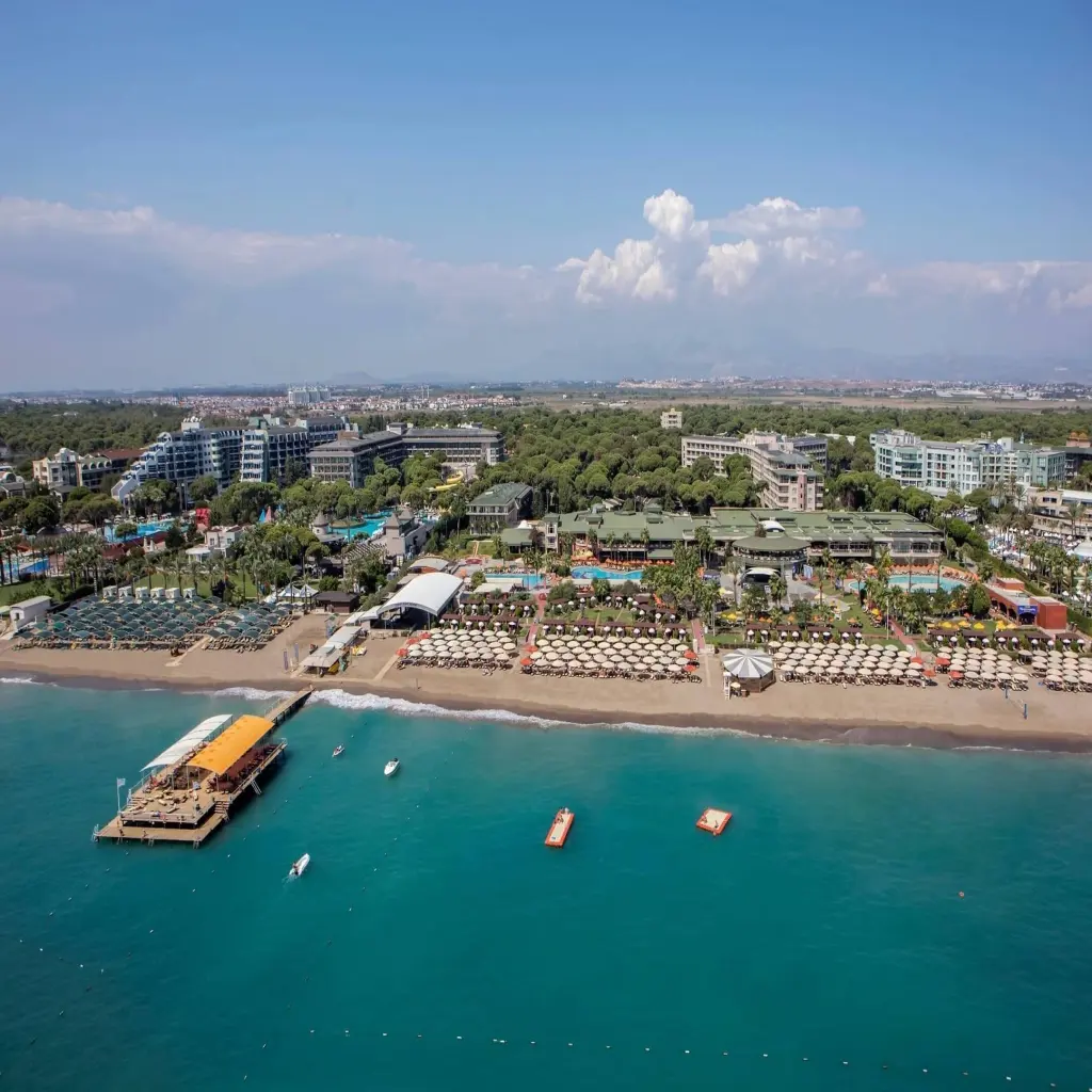 Нова Година 2026 в Pine Beach Belek, Белек